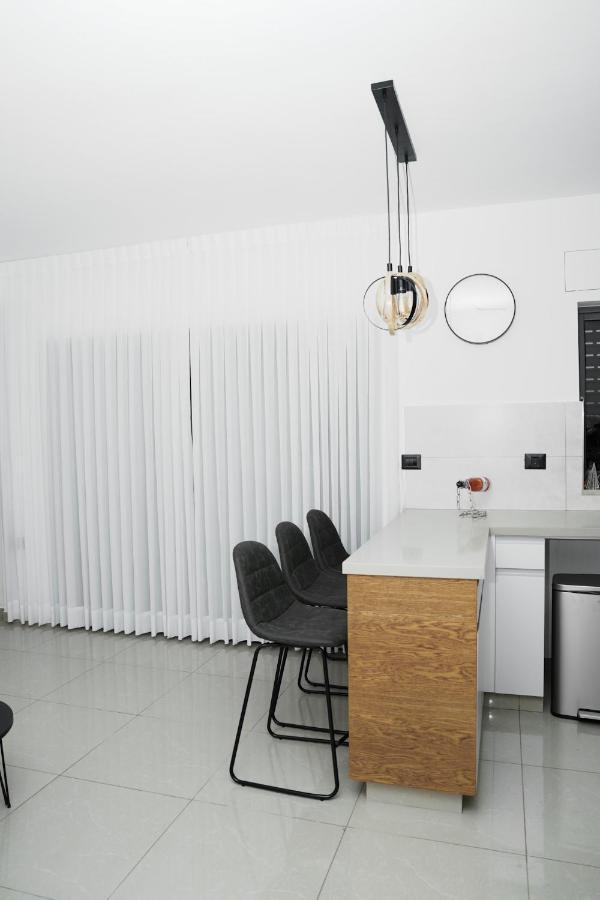 The Best Location In Ierusalim Exterior foto